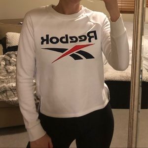 NWT Reebok Crewneck